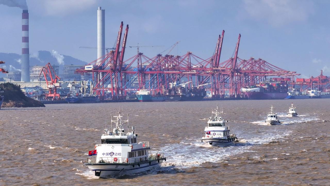 劈波斩浪