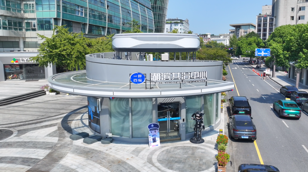 2016782724114599936.png 图片